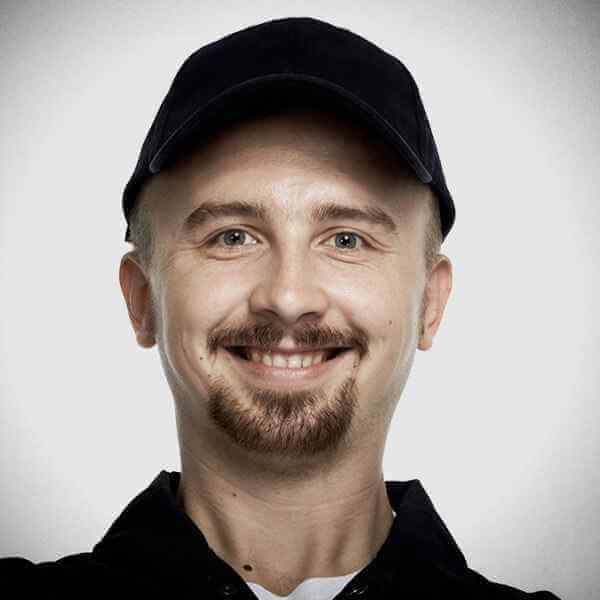 https://klngroup.co.uk/wp-content/uploads/2018/09/our_team_03.jpg